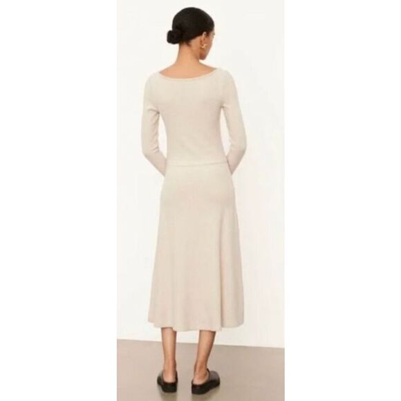 Vince Rib Scoop Neck Long Sleeve Midi Sweater Dress in Heather Cream NWT Size XS - Picture 2 of 7